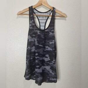 3/$15 Zyia Active Women’s Gray Camo Racerback Tank Top Size Medium